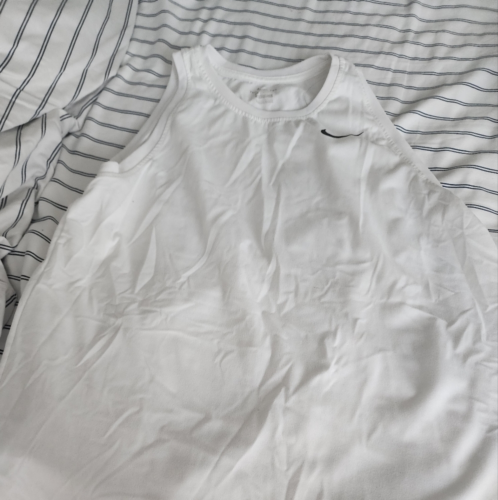 White nike workout  shirt